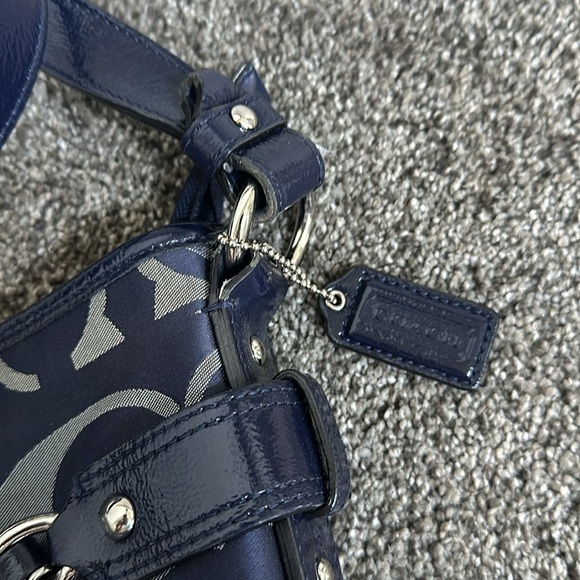 COACH PURSE NAVY W/SILVER MONOGRAM&HARDWARE OVER SHOULDER OR CROSSBODY AUTHENTIC - Picture 3 of 12